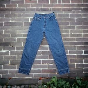 Vintage Levi's 560 Loose Fit Straight Leg Mom Jeans Women's Size 6 M USA Made